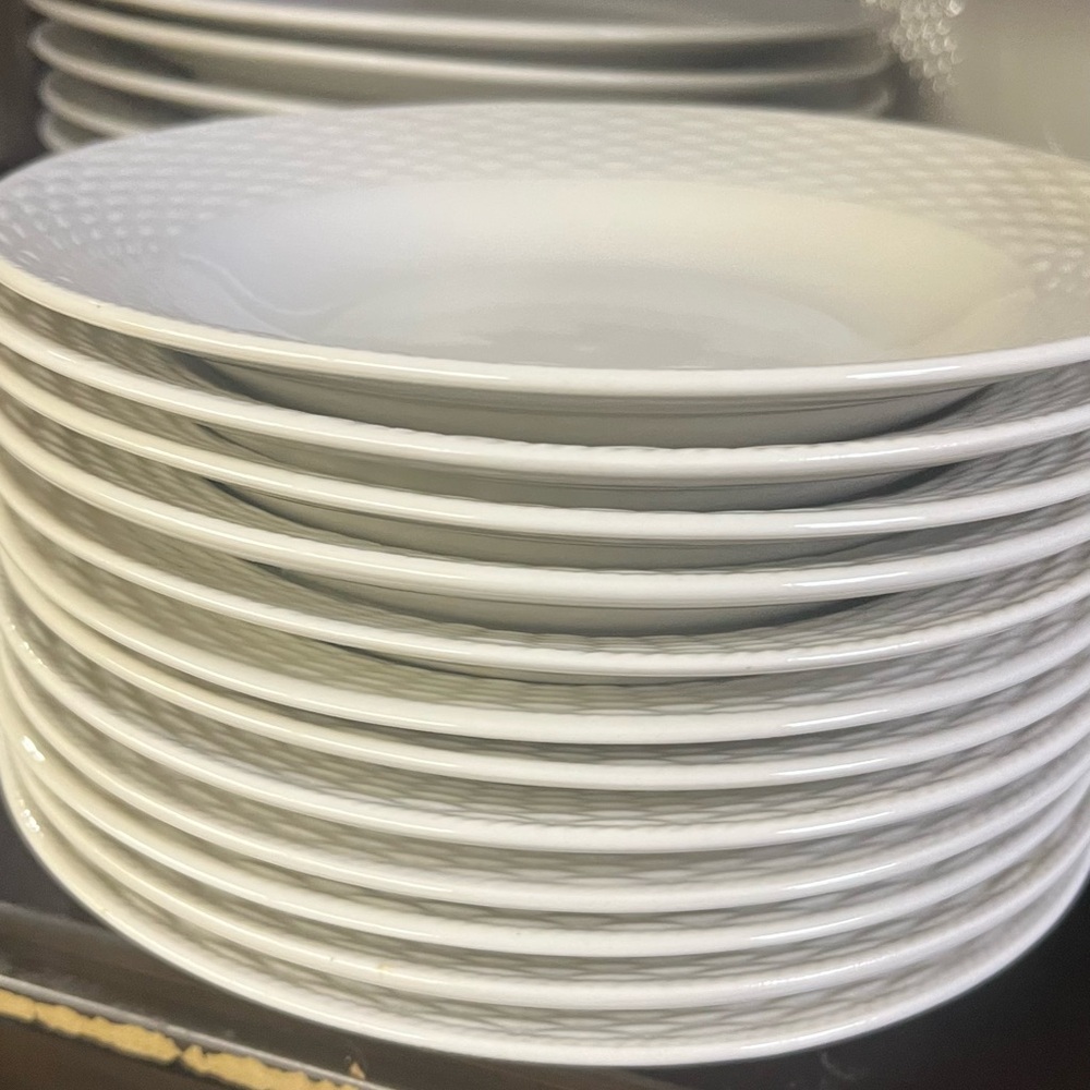Dinnerware by capri - Picture 5 of 9